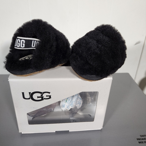 UGG Infant Size 0/1 Sandals - Picture 1 of 1